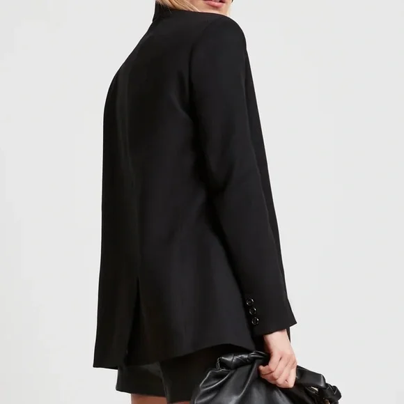 Elegant Black Double-Breasted Women's Blazer - Picture 4 of 8